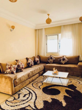 Relax Apartment (Near Casa Voyageurs)